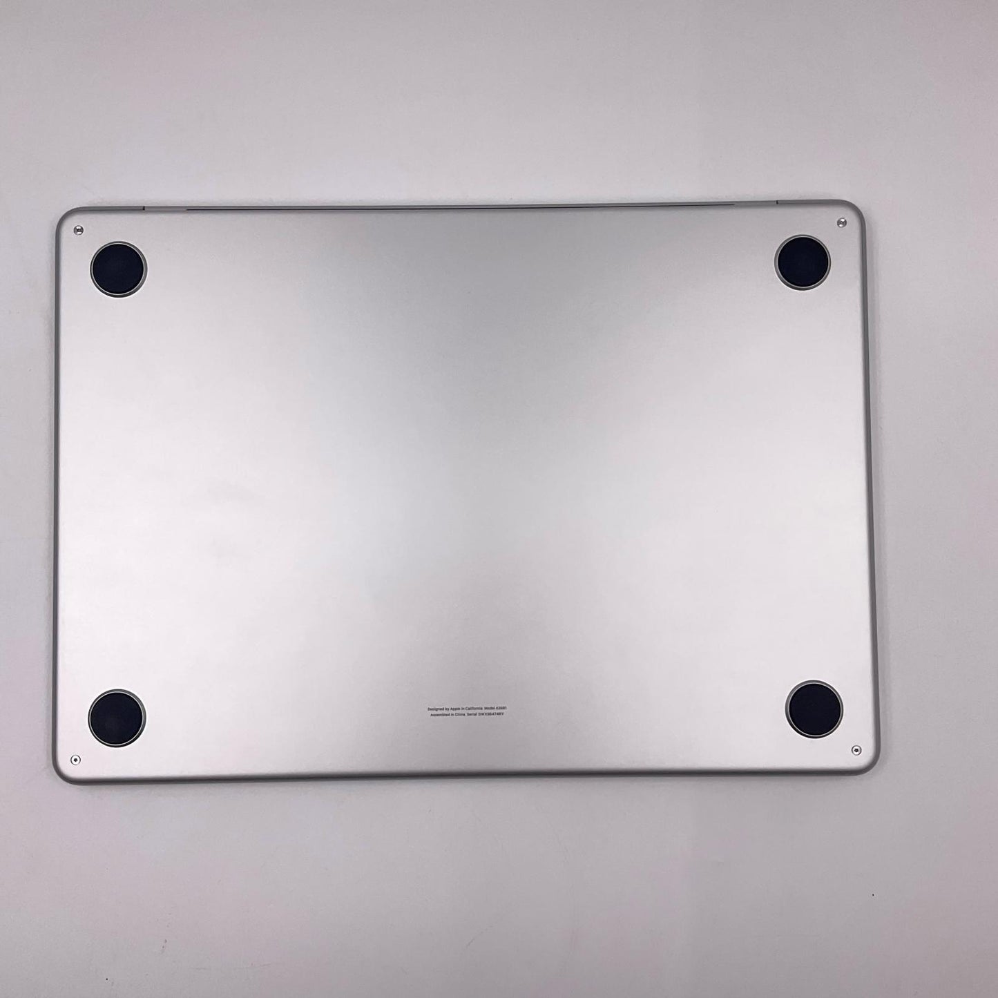 【全額返金保証】【最速発送】Apple MacBook Air 13.6インチ 2022 Apple M2 8GB M.2 SSD 256GB シルバー 100% 超美品 動作確認済