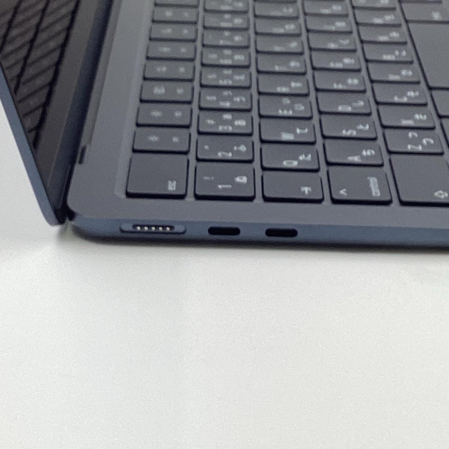 【全額返金保証】【最速発送】Apple MacBook Air 13インチ 2024 Apple M3 16GB SSD 512GB ミッドナイト 99.5% 超美品 動作確認済