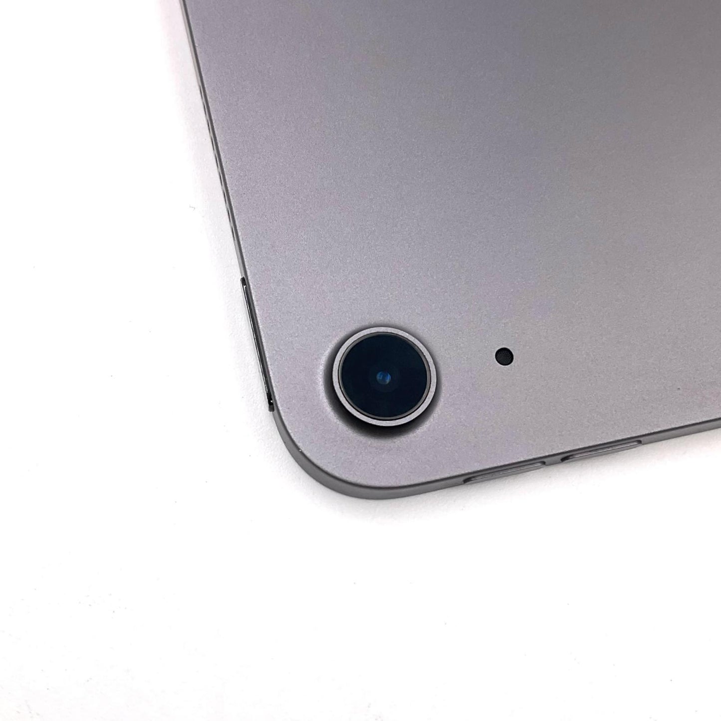 【全額返金保証】【最速発送】Apple iPad Air 10.9インチ 第5世代 64GB シルバー Wi-Fi 動作確認済