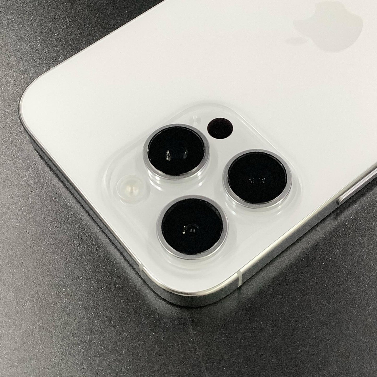 【全額返金保証】【最速発送】Apple iPhone iPhone 16 Pro Max 256GB ホワイトチタニウム SIMフリー 白ロム 動作確認済 100%