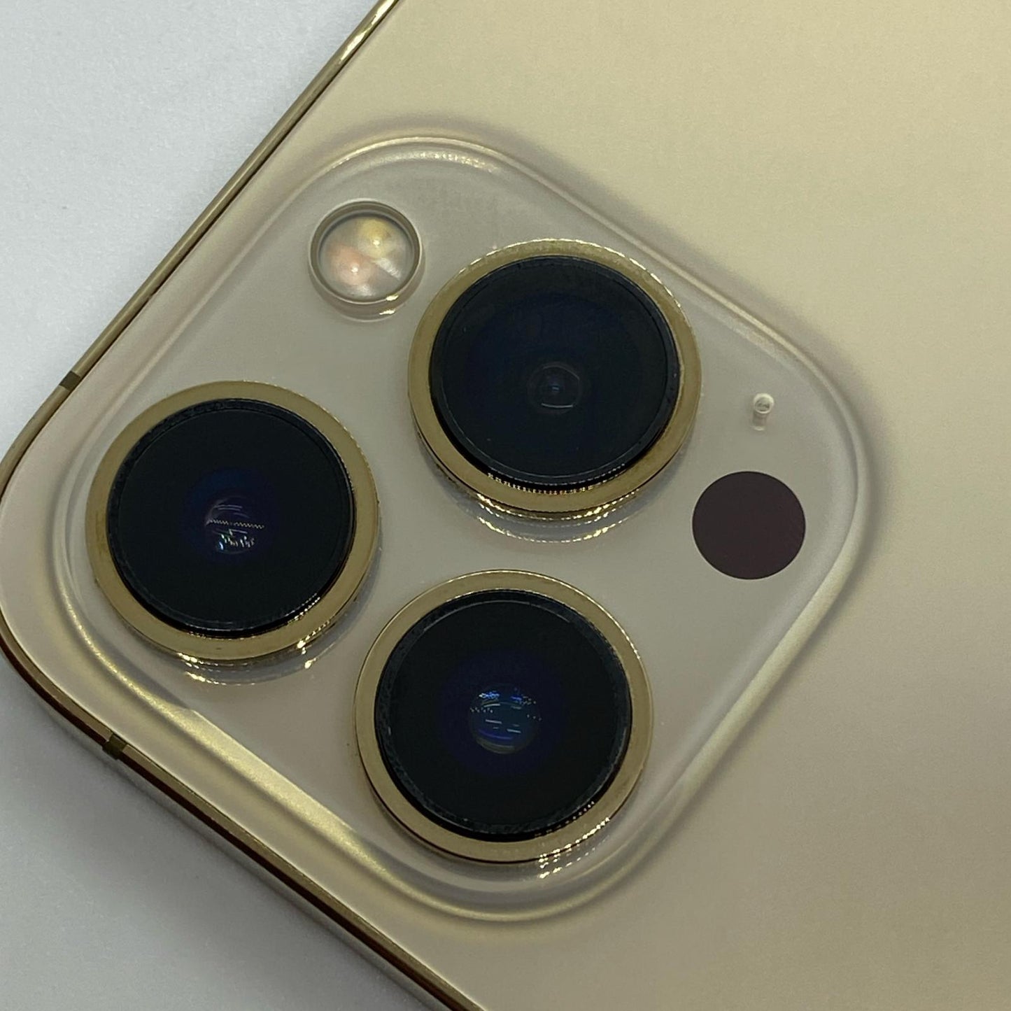【全額返金保証】【最速発送】Apple iPhone iPhone 13 Pro 256GB ゴールド SIMフリー 動作確認済 74%