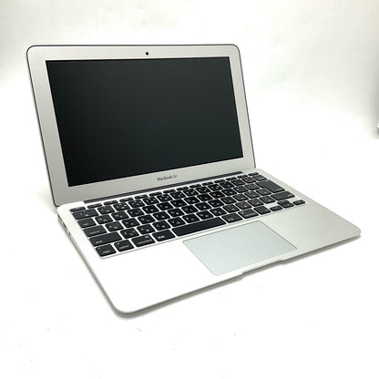 【全額返金保証】【最速発送】Apple MacBook Air 11インチ 2013 1.3 GHz Intel Core i5 4GB SSD 128GB シルバー 動作確認済
