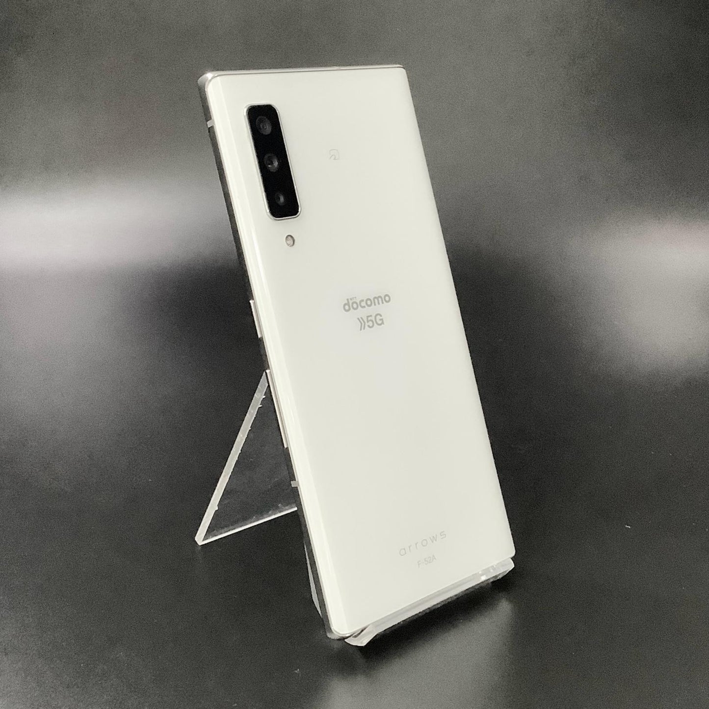 【全額返金保証】【最速発送】富士通 arrows NX9 128GB ホワイト docomo F-52A 白ロム 動作確認済
