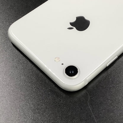 【全額返金保証】【最速発送】Apple iPhone iPhone 8 64GB シルバー Softbank SIMフリー 白ロム 動作確認済 83%