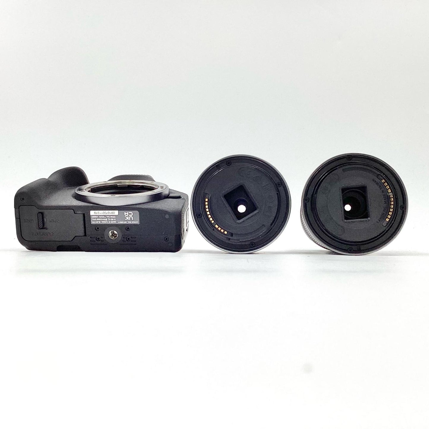 【全額返金保証】【最速発送】Canon デジタル一眼 EOS R50 ダブルズームキット [ブラック] 美品 動作確認済