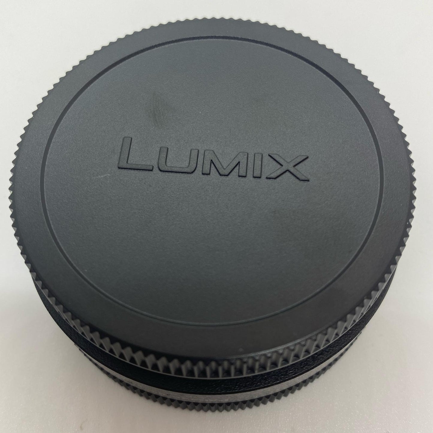 【全額返金保証】【最速発送】Panasonic LUMIX S 26mm F8 S-R26 美品 動作確認済