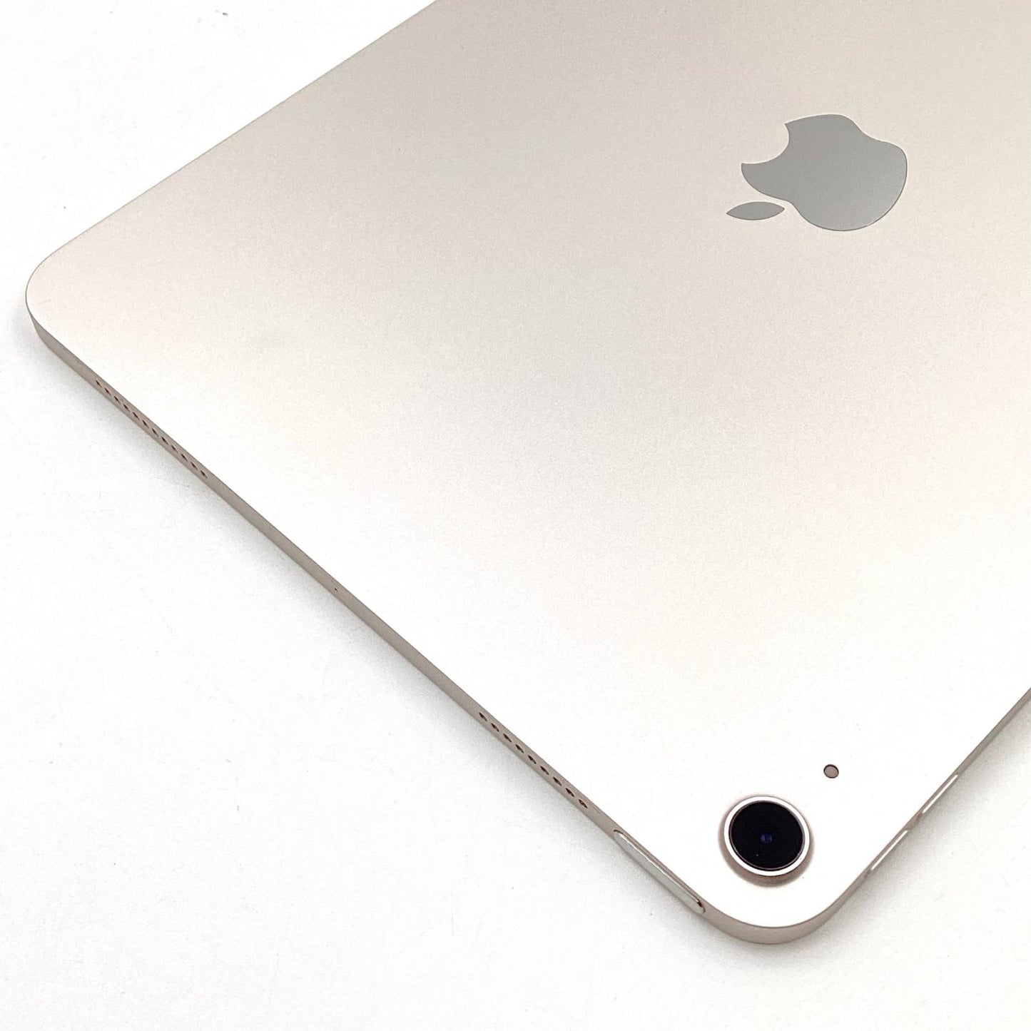 【全額返金保証】【最速発送】Apple iPad Air 10.9インチ 第5世代 64GB スターライト Wi-Fi 動作確認済