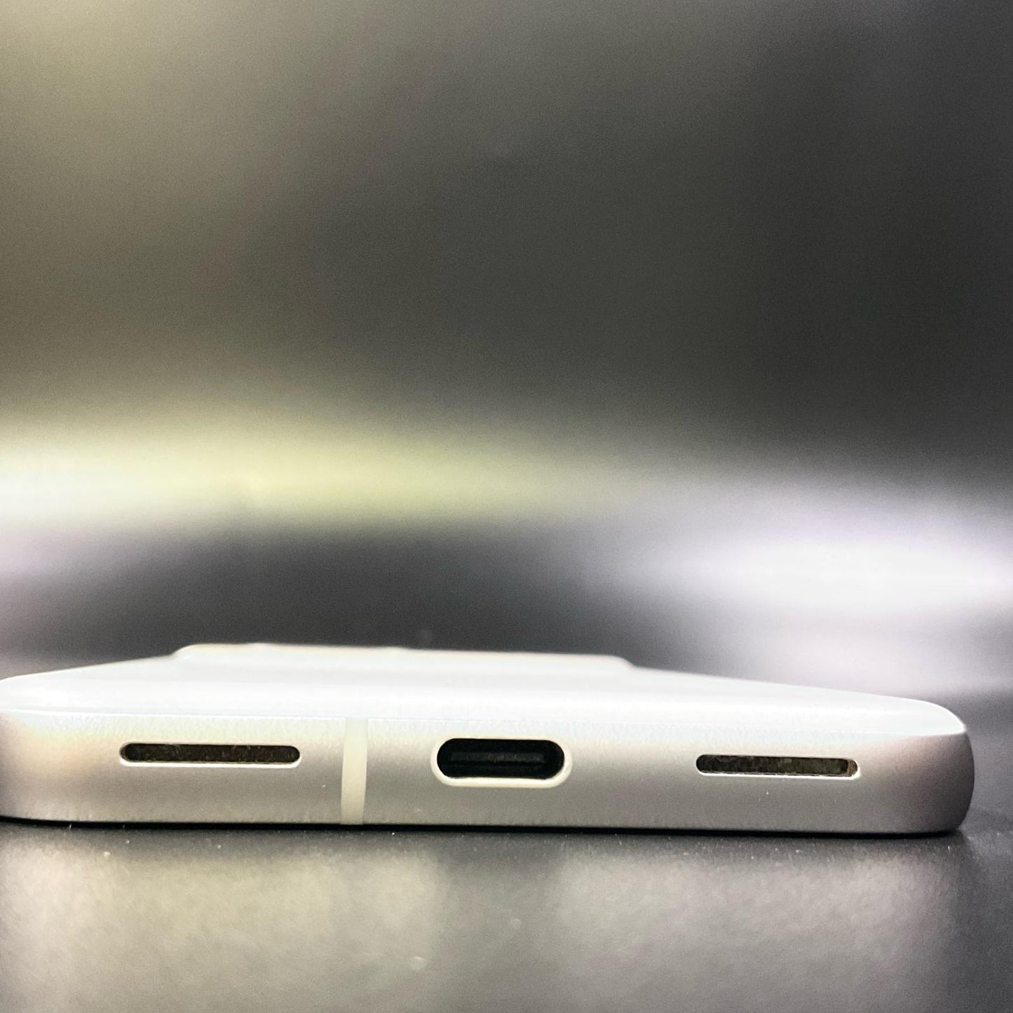 【全額返金保証】【最速発送】Google Pixel 8a 128GB Porcelain 　白 docomo SIMフリー G576D 白ロム 動作確認済