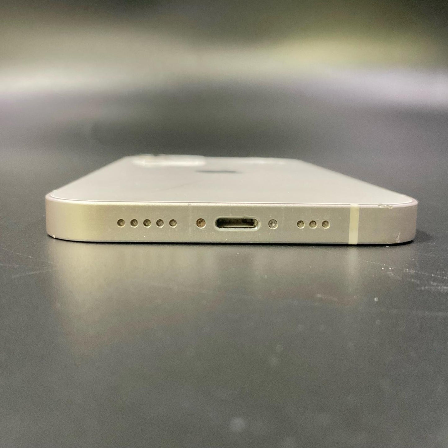 【最速発送】Apple iPhone iPhone 12 64GB ホワイト Softbank 白ロム【難有】 81%