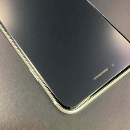 【全額返金保証】【最速発送】Apple iPhone iPhone SE（第2世代） 64GB ホワイト au 白ロム 動作確認済 74.3%