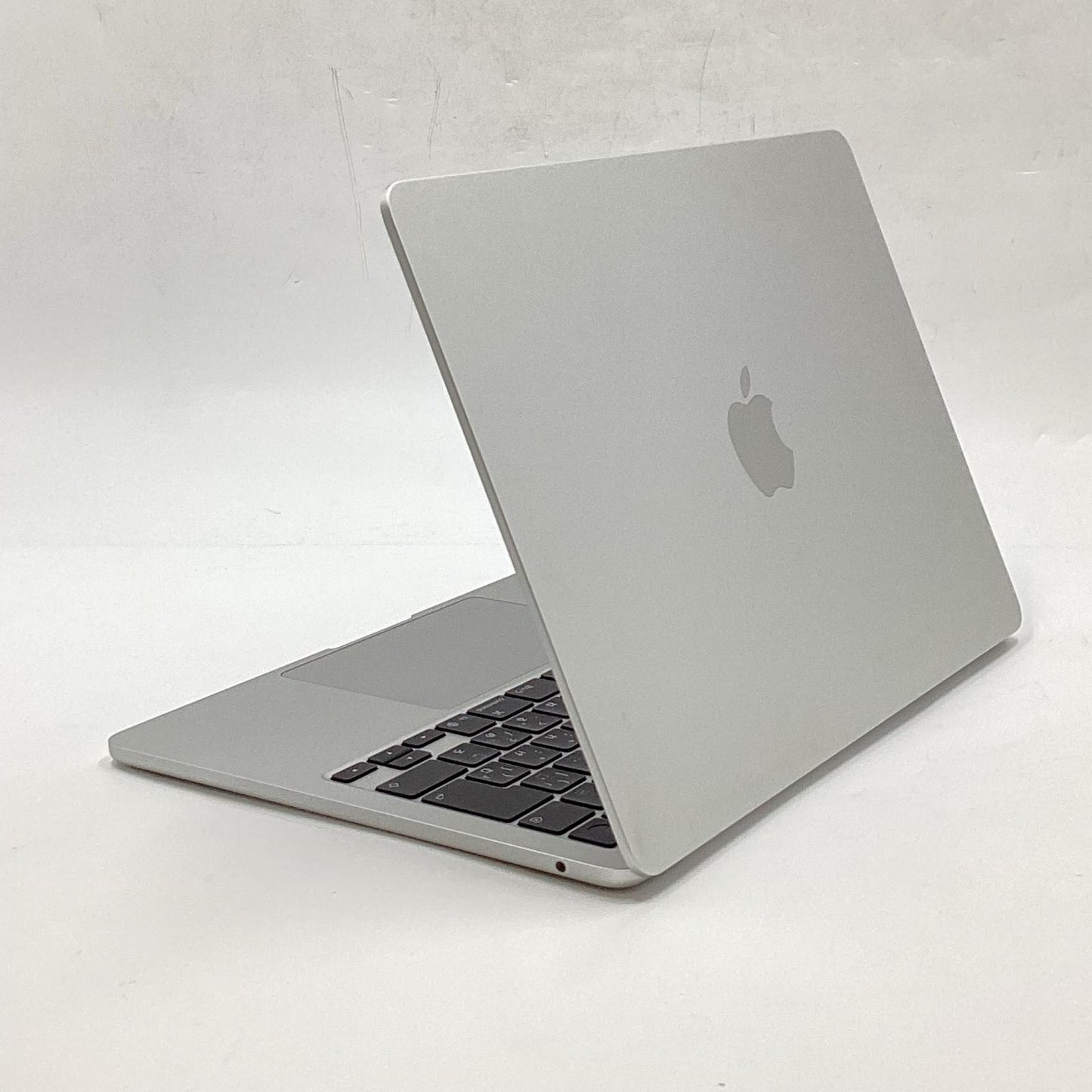 【全額返金保証】【最速発送】Apple MacBook Air 13インチ 2025 Apple M4 16GB SSD 512GB シルバー 100% 美品 動作確認済