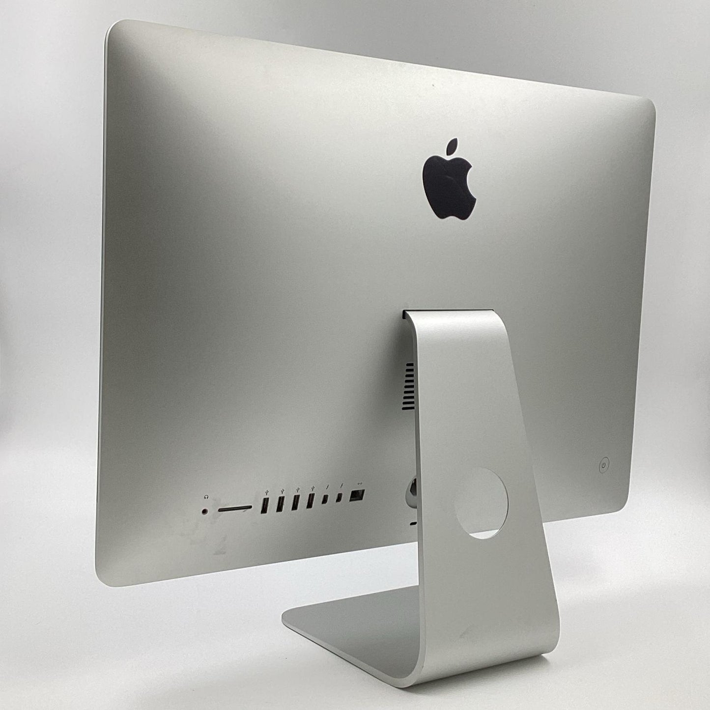 【全額返金保証】【最速発送】Apple iMac 21.5インチ 2.7 GHz Intel Core i5 8GB HDD 1TB シルバー 動作確認済