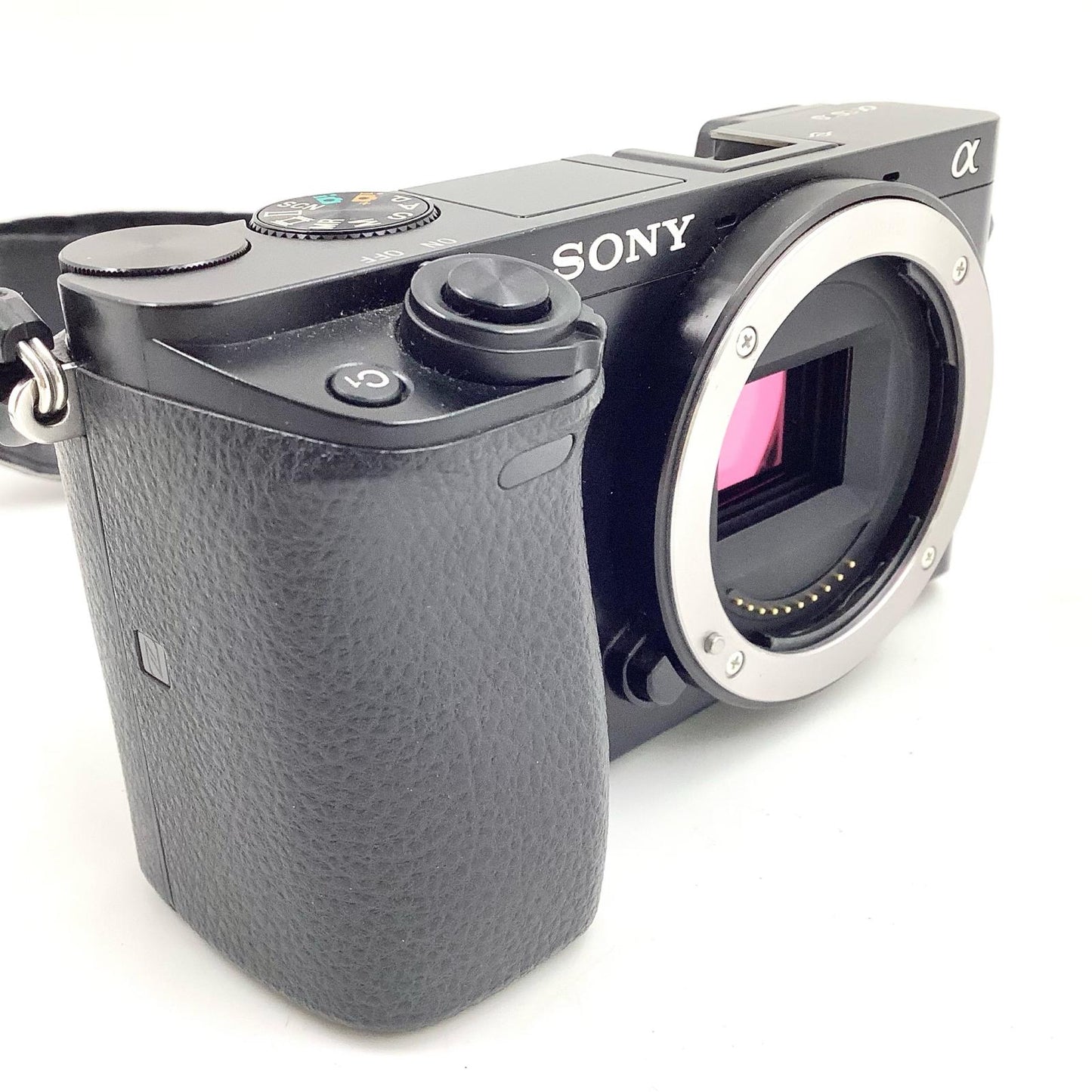 【全額返金保証】【最速発送】Sony デジタル一眼 α6000 ILCE-6000 ボディ ブラック 動作確認済