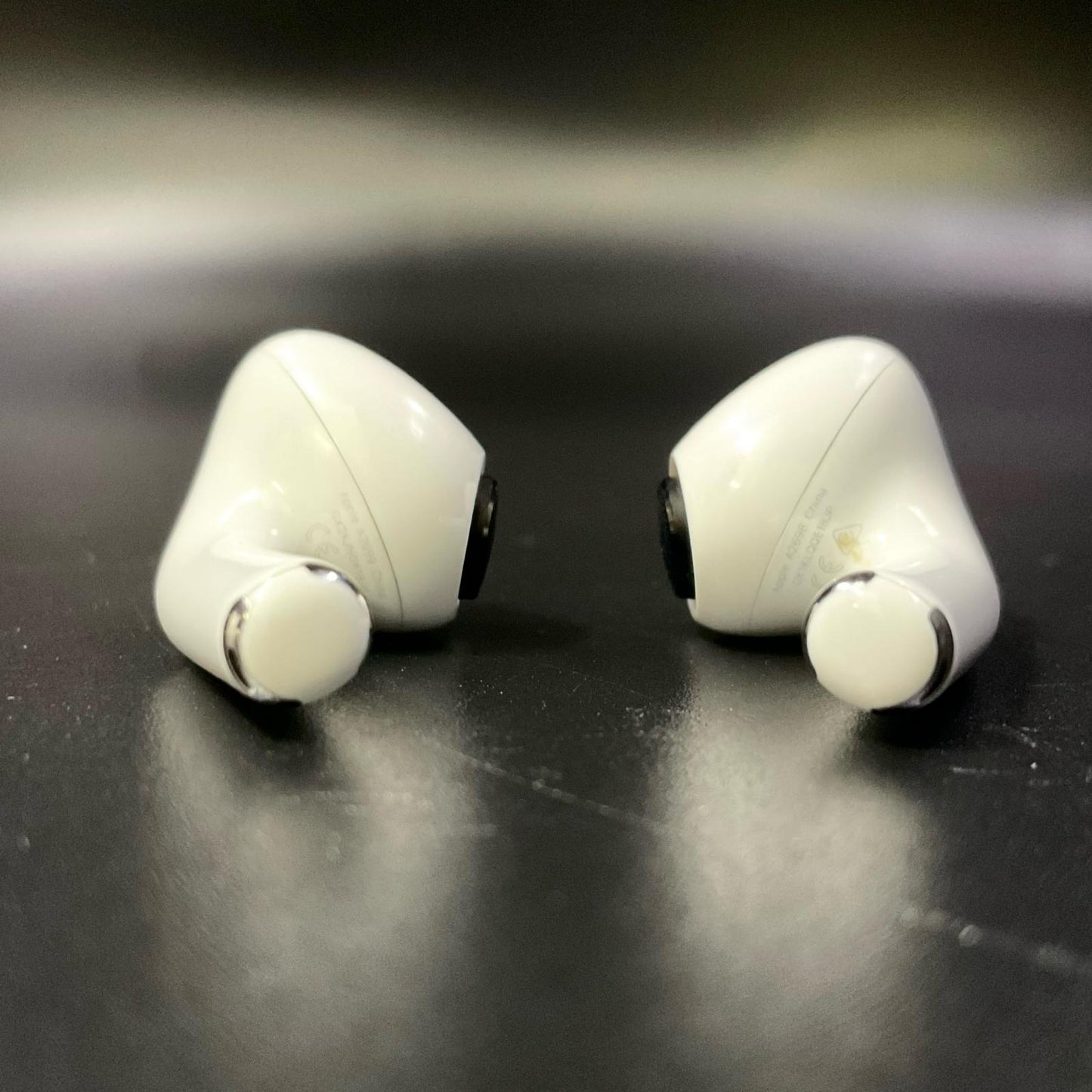 【全額返金保証】【最速発送】Apple AirPods Pro 第2世代 MQD83J/A 超美品 動作確認済
