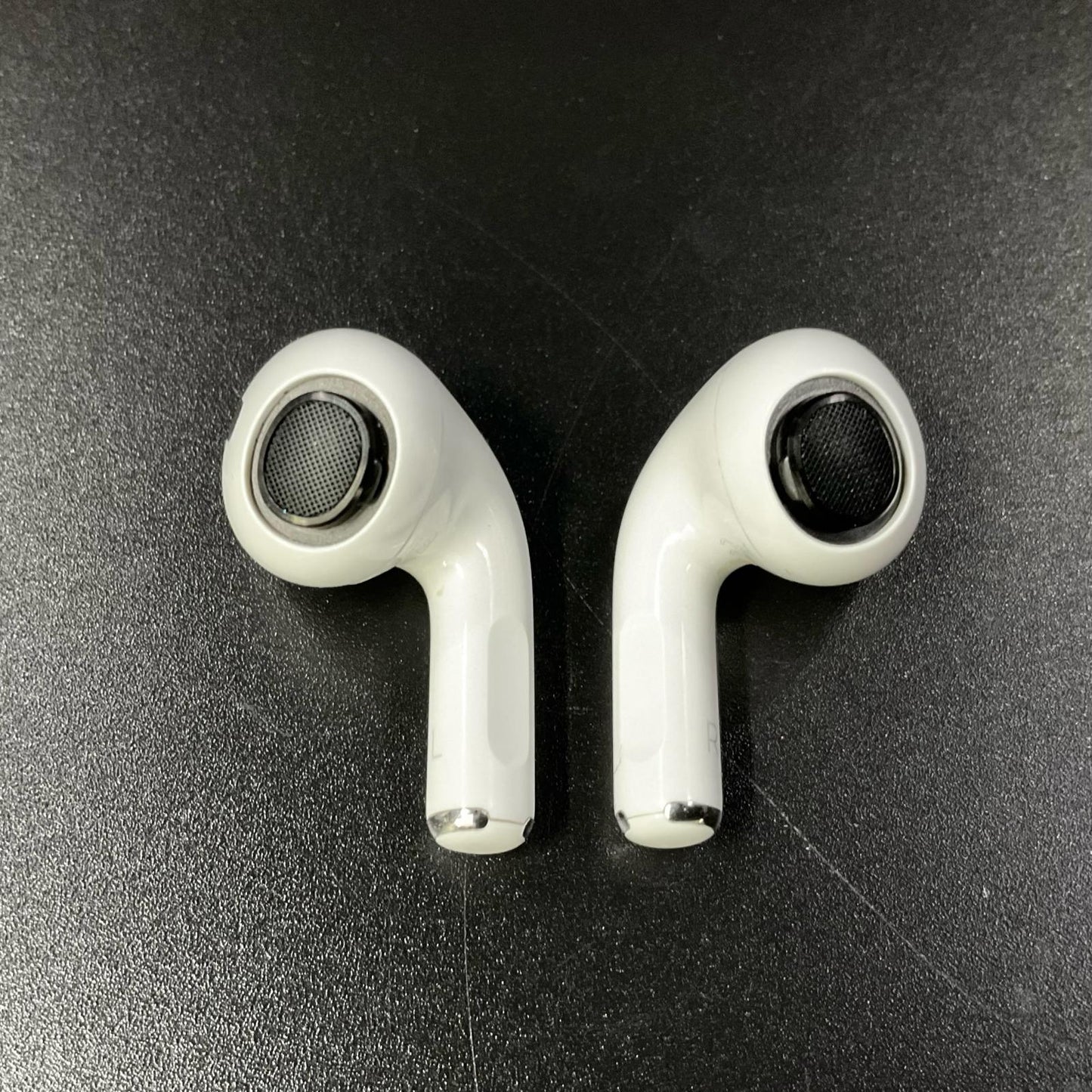 【全額返金保証】【最速発送】Apple AirPods Pro 第2世代 MQD83J/A 超美品 動作確認済
