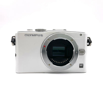 【全額返金保証】【最速発送】OLYMPUS デジタル一眼 OLYMPUS PEN Lite E-PL6 EZ ダブルズームキット ホワイト 超美品 動作確認済