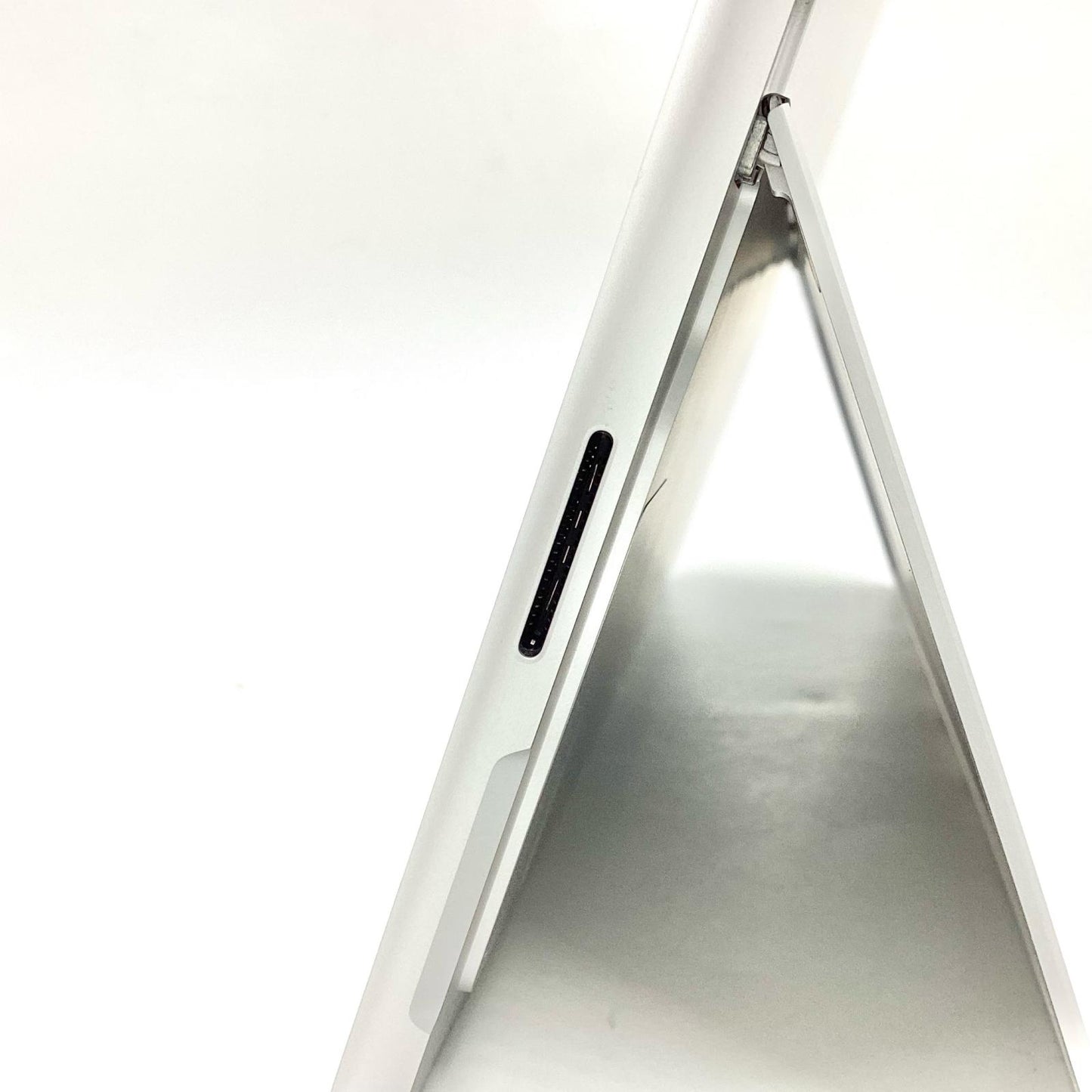 【全額返金保証】【最速発送】Microsoft Surface Pro 8 1983 11th Gen Intel(R) Core(TM) i5-1135G7 @ 2.40GHz 8GB M.2 SSD 128GB 95% 超美品 動作確認済
