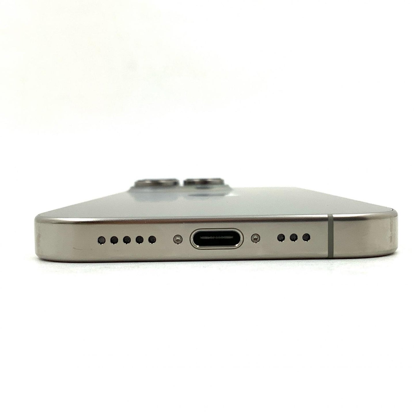 【全額返金保証】【最速発送】Apple iPhone iPhone Pro 16 Pro 256GB ナチュラルチタニウム docomo 白ロム 動作確認済 99%