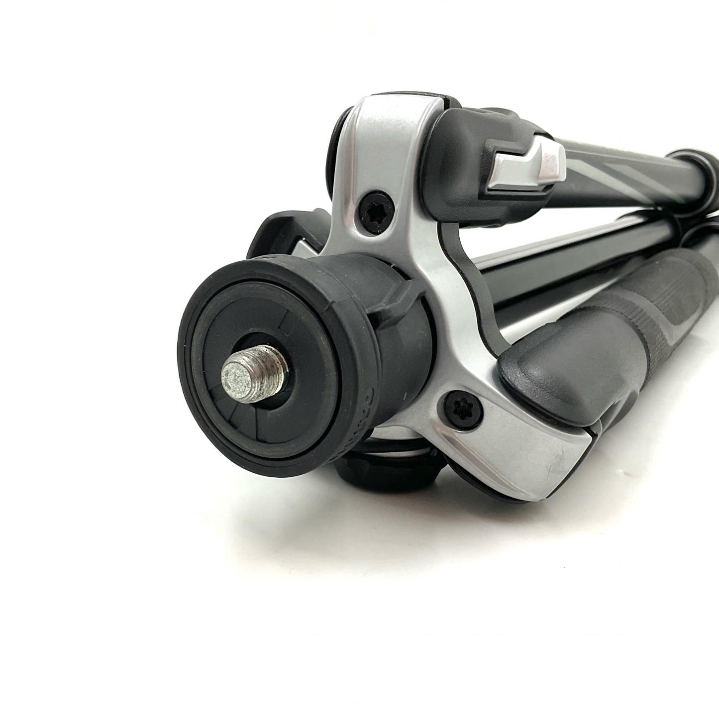 【全額返金保証】【最速発送】Manfrotto befreeアドバンス アルミニウムT三脚キット MKBFRTA4BK-BH [ブラック] 動作確認済