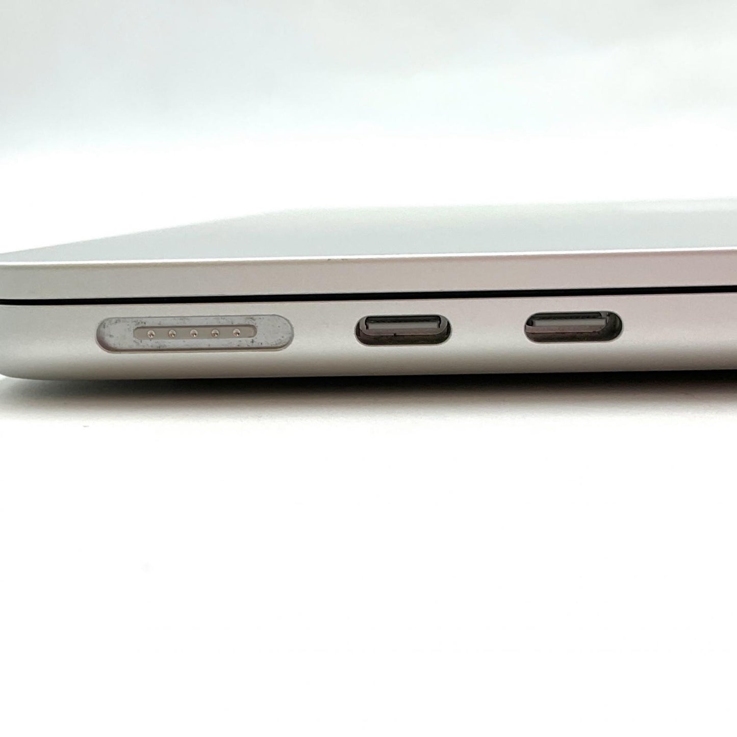 【全額返金保証】【最速発送】Apple MacBook Air 13インチ 2024 Apple M3 8GB SSD 256GB シルバー 100% 動作確認済