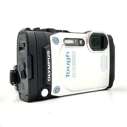 【最速発送】OLYMPUS コンパクトデジタルカメラ OLYMPUS STYLUS TG-870 Tough　ホワイト【難有】