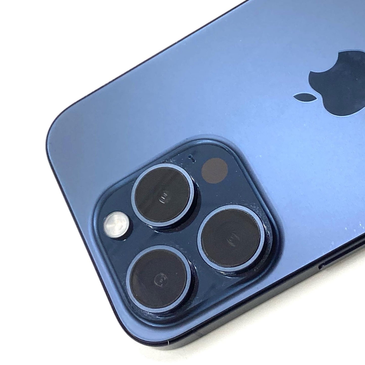 【全額返金保証】【最速発送】Apple iPhone iPhone 15 Pro 128GB ブルーチタニウム Softbank 動作確認済 87%