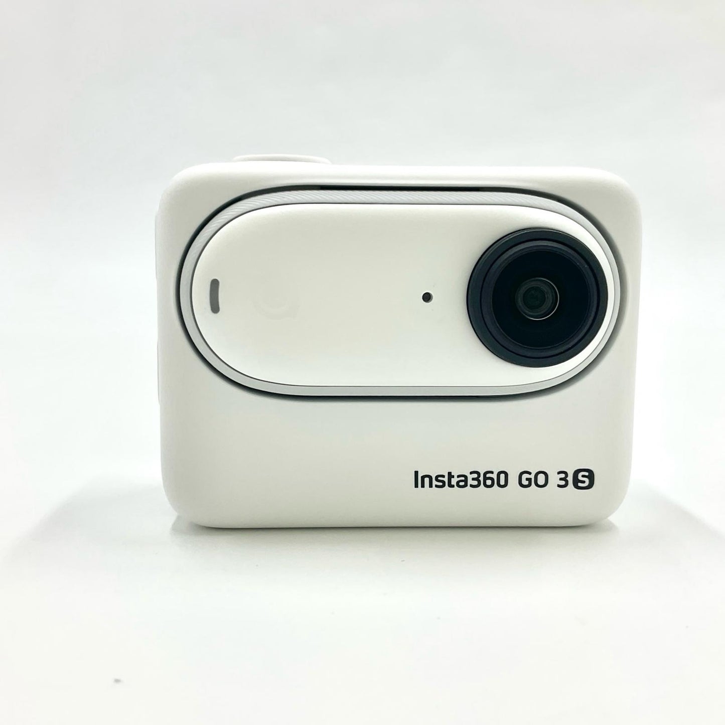 【全額返金保証】【最速発送】Insta360 GO 3S (128GB) [アークティックホワイト] 超美品 動作確認済