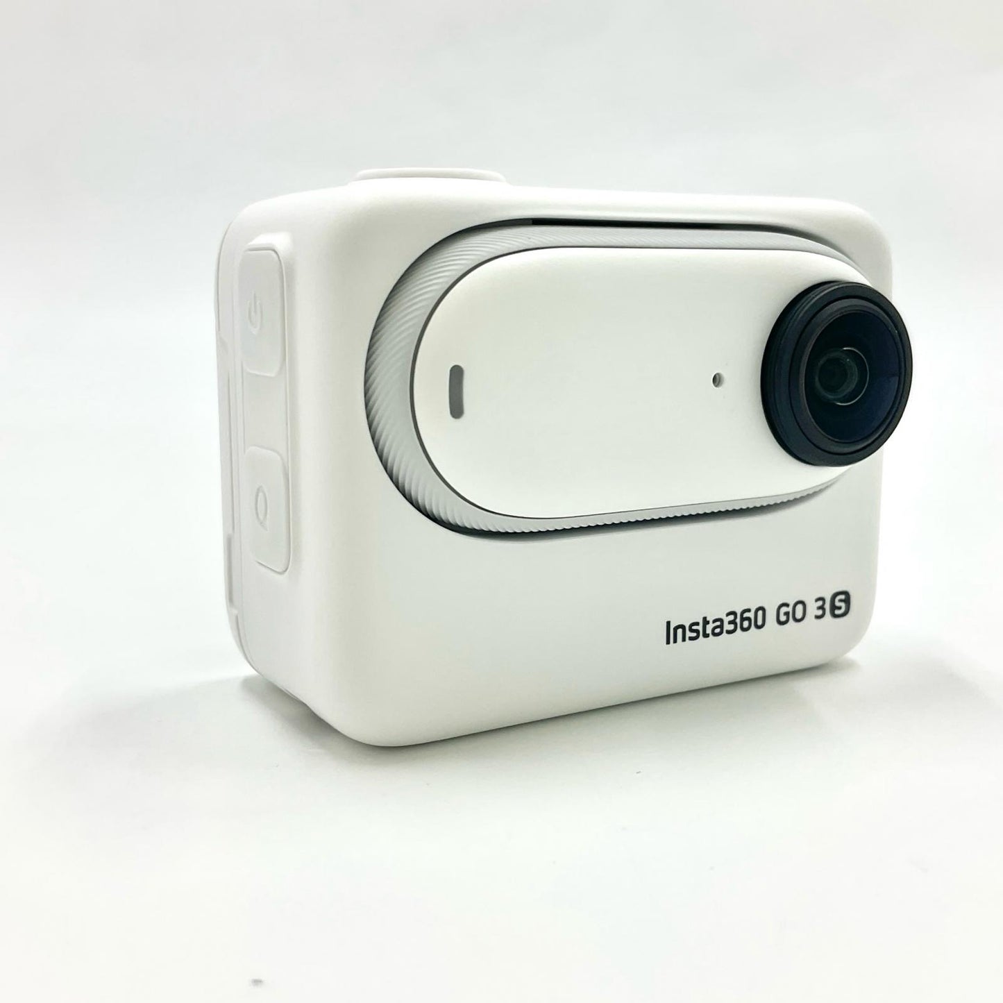 【全額返金保証】【最速発送】Insta360 GO 3S (128GB) [アークティックホワイト] 超美品 動作確認済