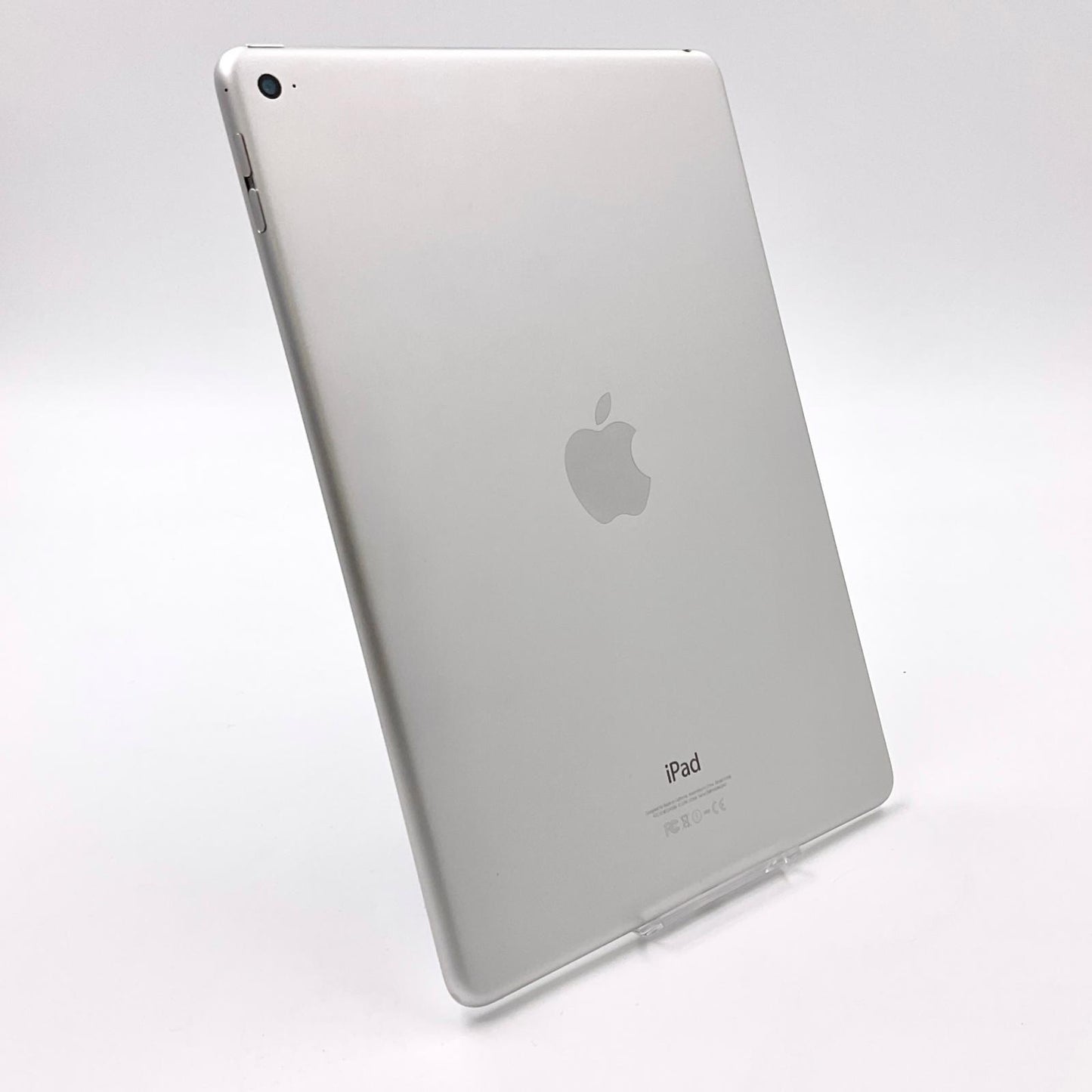 【最速発送】Apple iPad Air 9.7インチ 第2世代 128GB シルバー Wi-Fi【難有】