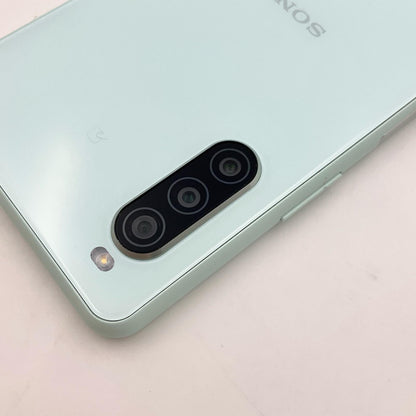 【全額返金保証】【最速発送】Sony Xperia 10 II 64GB Mint au SOV43 白ロム 動作確認済