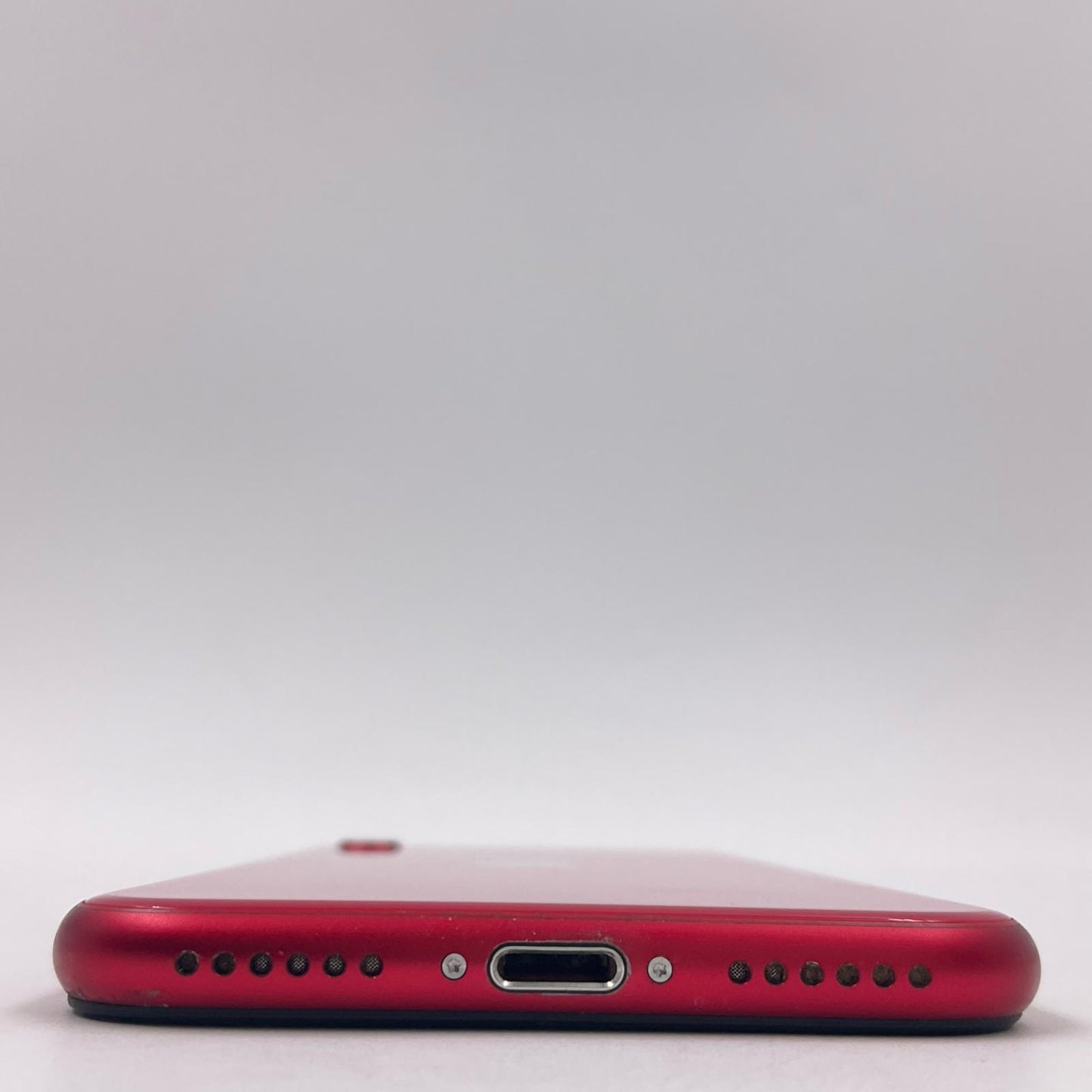 【全額返金保証】【最速発送】Apple iPhone iPhone SE（第2世代） 64GB (PRODUCT)RED au 白ロム 動作確認済 86%