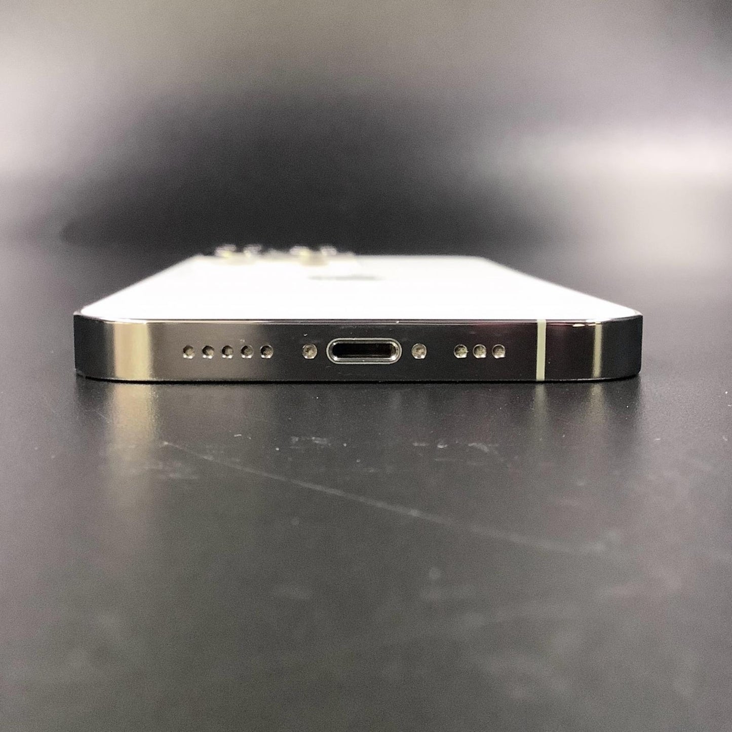 【全額返金保証】【最速発送】Apple iPhone iPhone 13 Pro 128GB シルバー docomo 白ロム 動作確認済 74%