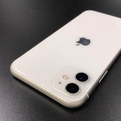 【全額返金保証】【最速発送】Apple iPhone iPhone 11 64GB ホワイト au SIMフリー 白ロム 動作確認済 83%
