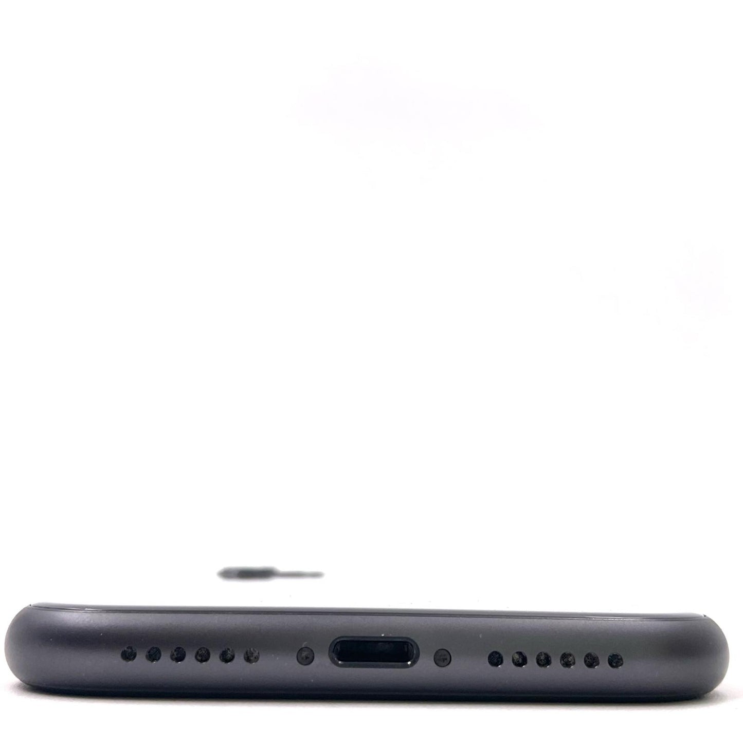 【全額返金保証】【最速発送】Apple iPhone iPhone 11 256GB ブラック au 白ロム 動作確認済 78%