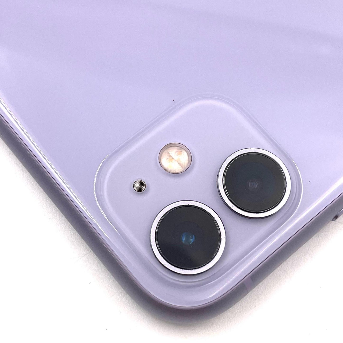 【最速発送】Apple iPhone iPhone 11 256GB パープル au 白ロム【難有】 91%