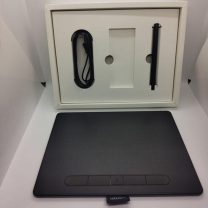 【全額返金保証】【最速発送】WACOM Intuos Medium ワイヤレス ブラック CTL-6100WL/K0 動作確認済