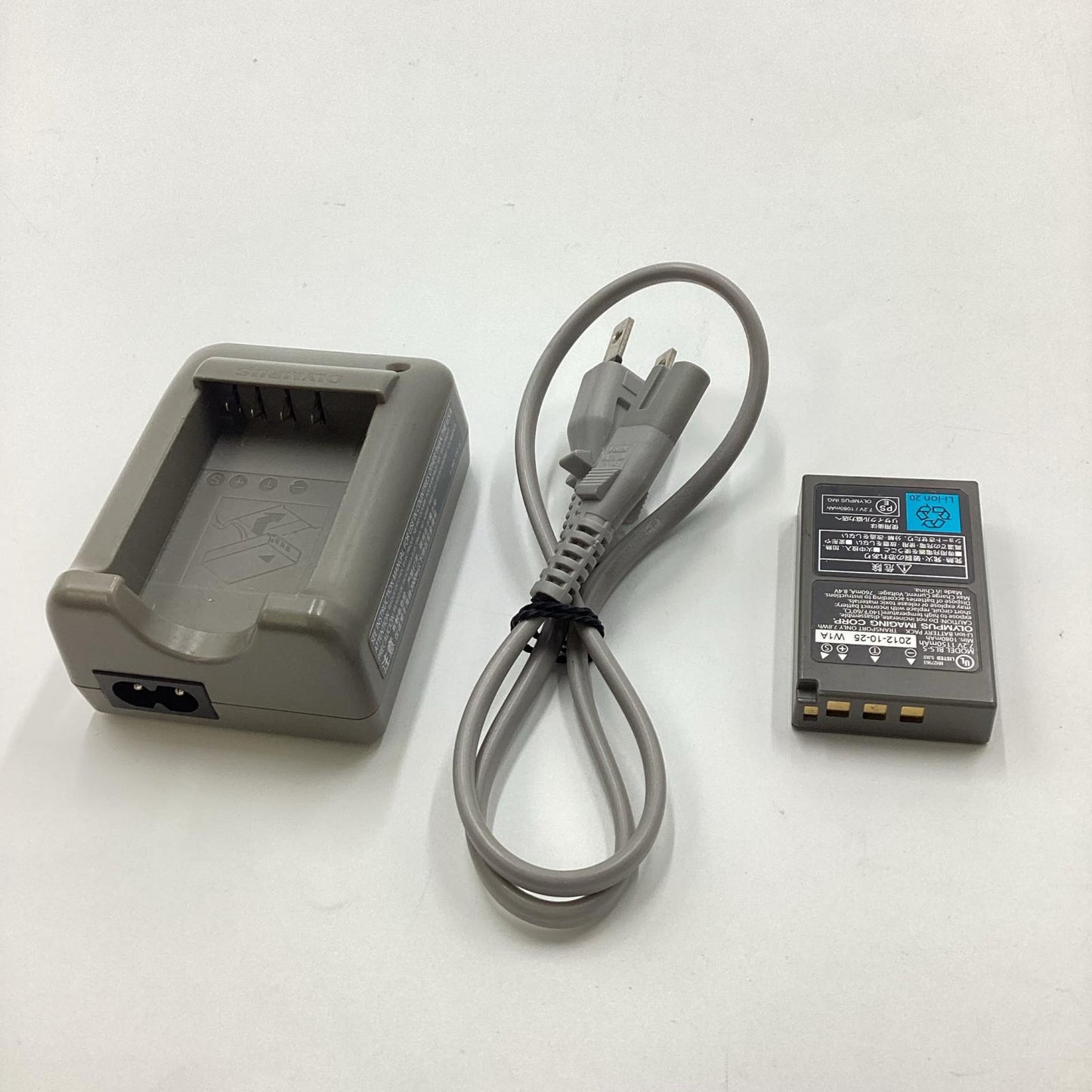 【全額返金保証】【最速発送】OLYMPUS コンパクトデジタルカメラ OLYMPUS STYLUS 1 動作確認済