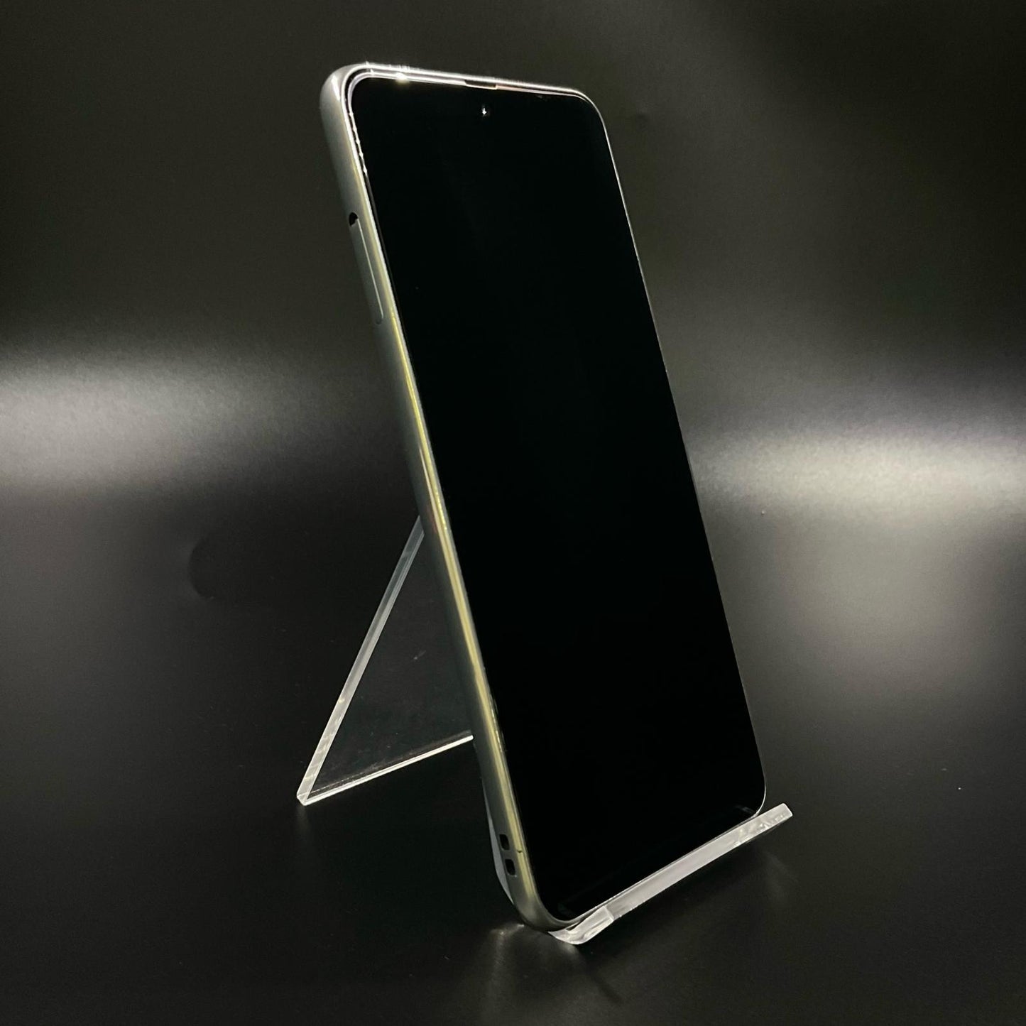 【全額返金保証】【最速発送】SAMSUNG Galaxy A21 シンプル 64GB ホワイト au SCV49 白ロム 動作確認済
