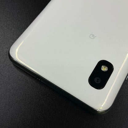 【全額返金保証】【最速発送】SAMSUNG Galaxy A21 シンプル 64GB ホワイト au SCV49 白ロム 動作確認済