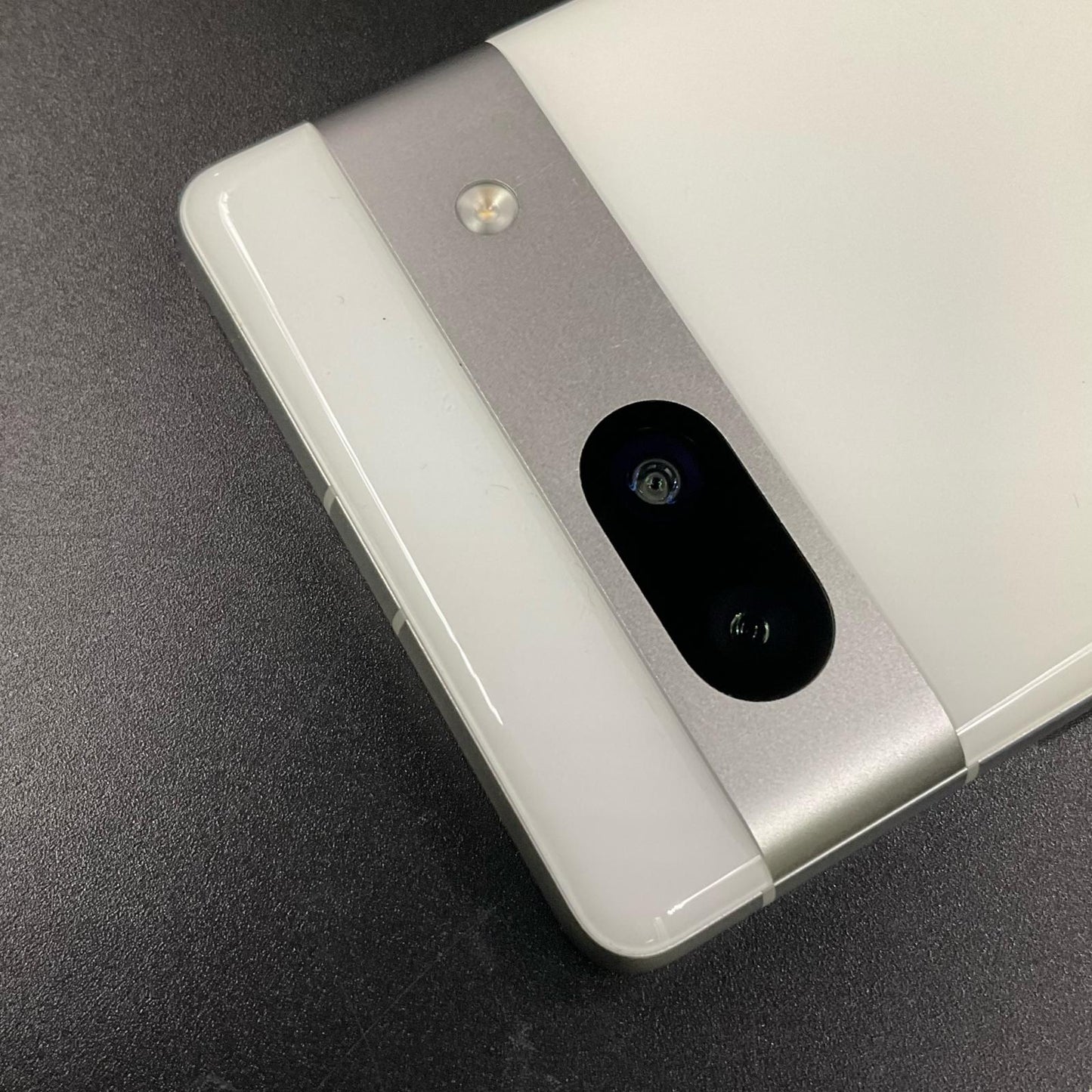 【全額返金保証】【最速発送】Google Pixel 7a 128GB Snow SIMフリー G82U8 白ロム 動作確認済