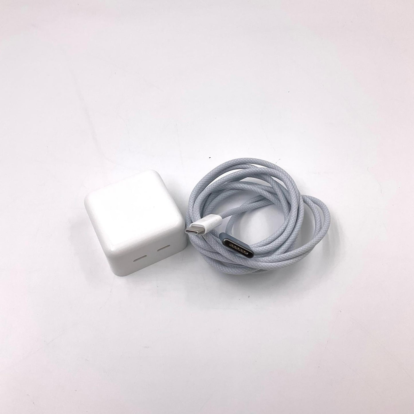 【全額返金保証】【最速発送】Apple MacBook Air 15.3インチ 2025 Apple M4 32GB SSD 1TB スカイブルー 100% 超美品 動作確認済
