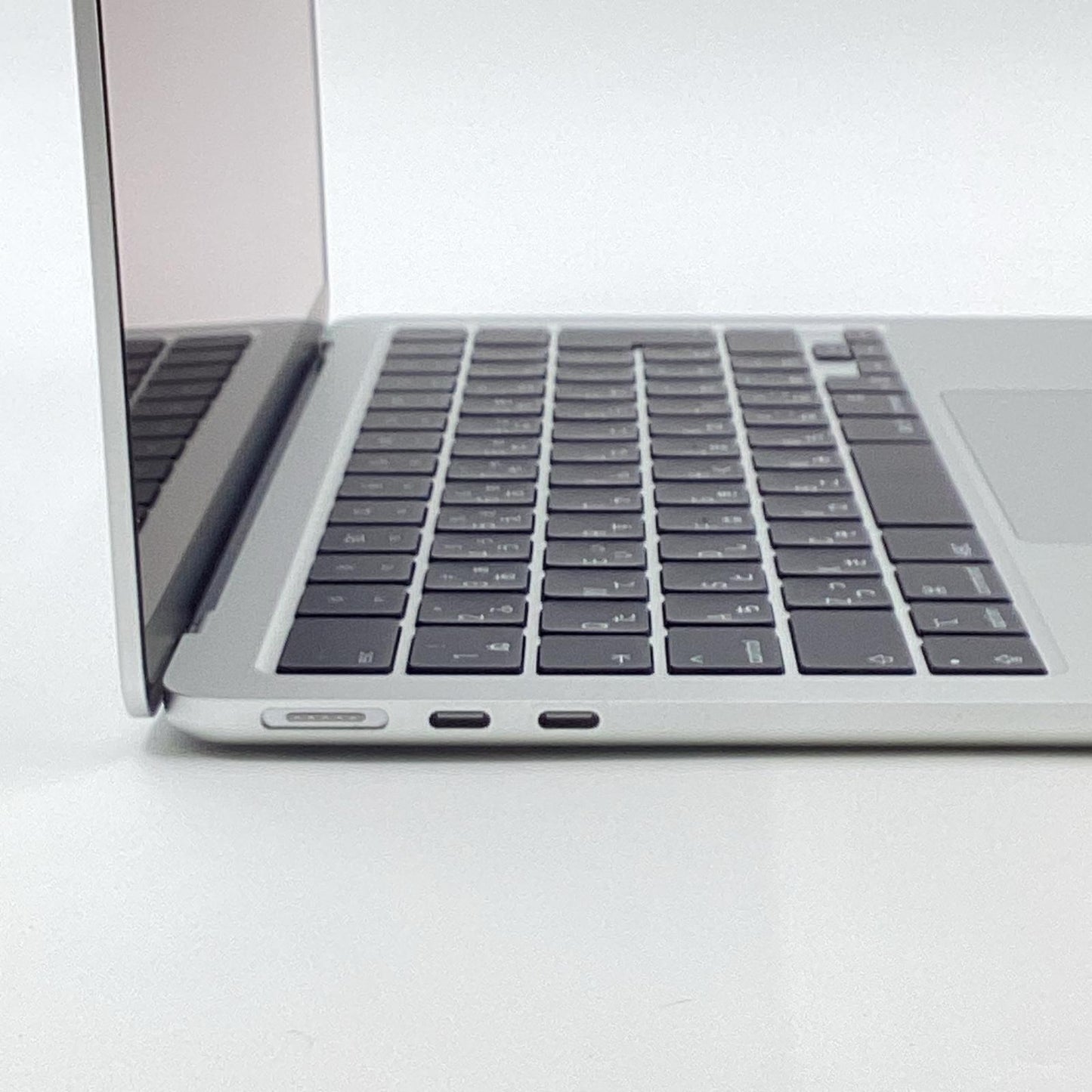 【全額返金保証】【最速発送】Apple MacBook Air 13.6インチ 2025 Apple M4 16GB SSD 256GB シルバー 100% 超美品 動作確認済