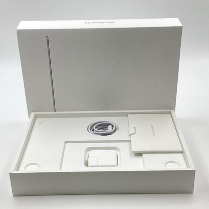 【全額返金保証】【最速発送】Apple MacBook Air 13.6インチ 2025 Apple M4 16GB SSD 256GB シルバー 100% 超美品 動作確認済