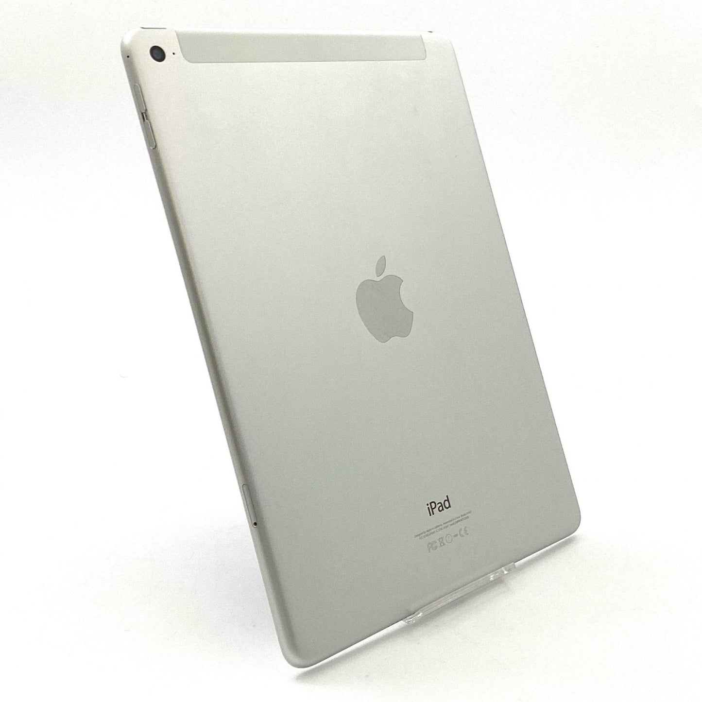【全額返金保証】【最速発送】Apple iPad Air 9.7インチ 第2世代 16GB シルバー WiFi+Cellular docomo 白ロム 動作確認済