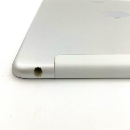 【全額返金保証】【最速発送】Apple iPad Air 9.7インチ 第2世代 16GB シルバー WiFi+Cellular docomo 白ロム 動作確認済