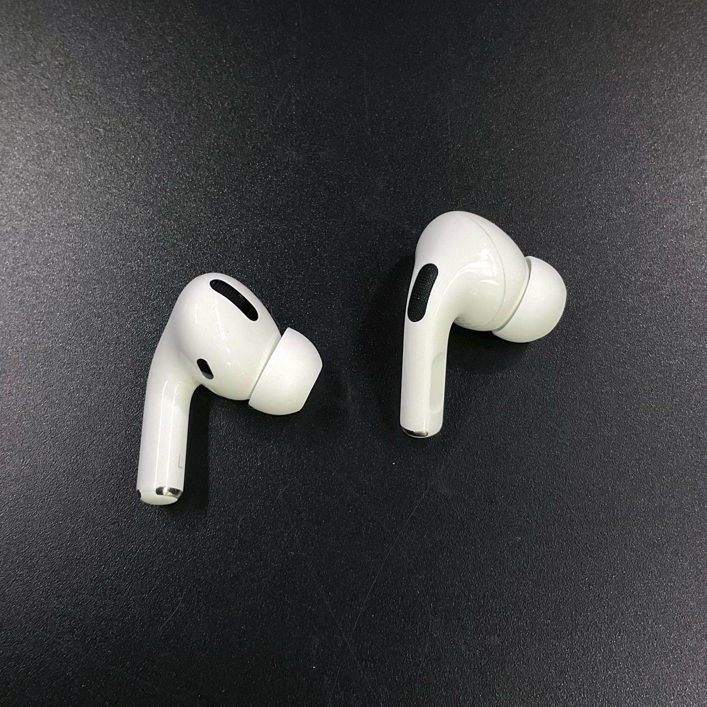 【全額返金保証】【最速発送】Apple AirPods Pro 1 with MagSafe Charging Case 動作確認済