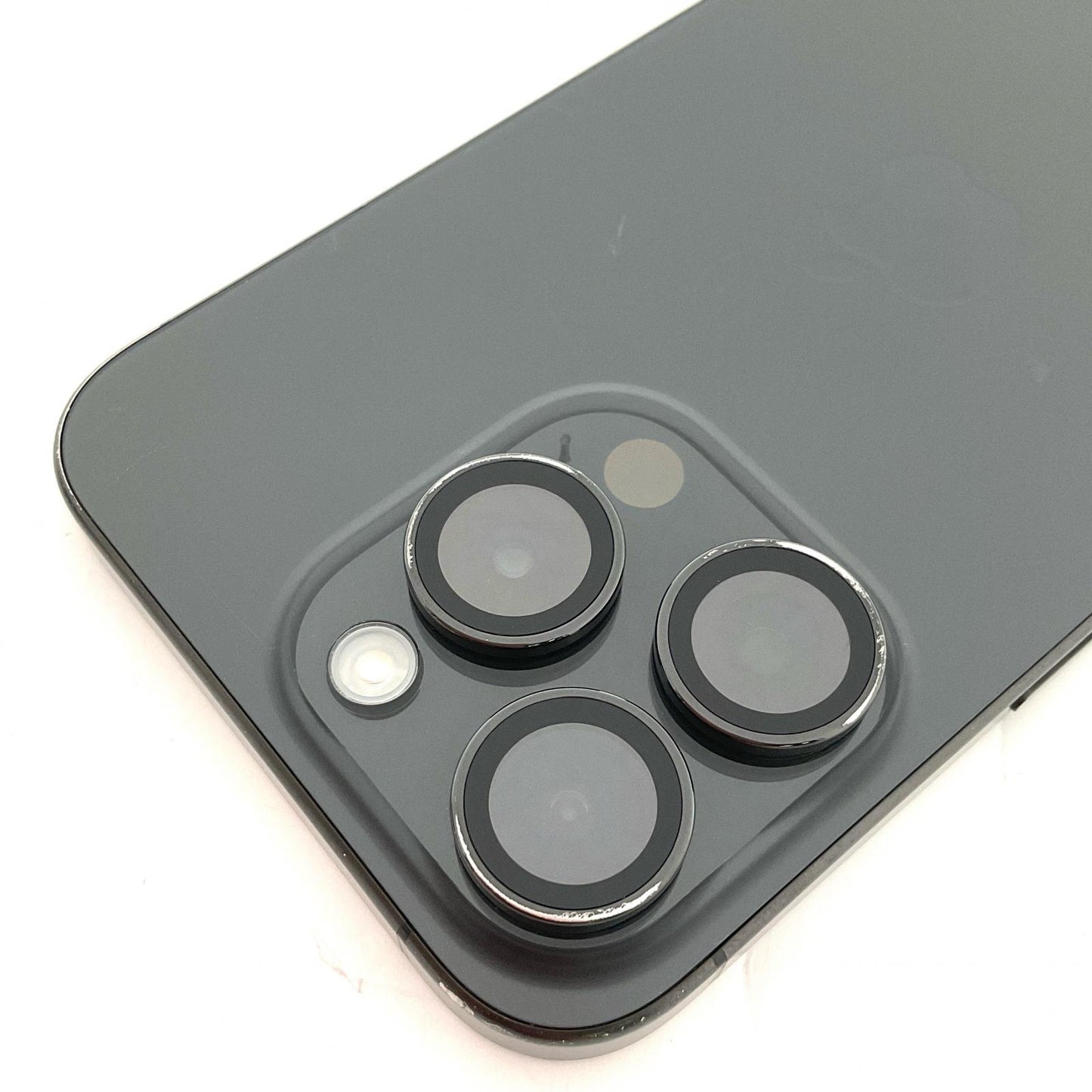 【全額返金保証】【最速発送】Apple iPhone iPhone 15 Pro 256GB ブラックチタニウム SIMフリー 白ロム 動作確認済 86%