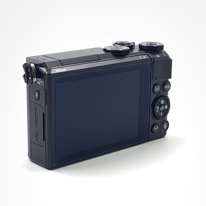 【全額返金保証】【最速発送】Nikon デジタル一眼 Nikon 1 J5 ボディ [ブラック] 動作確認済