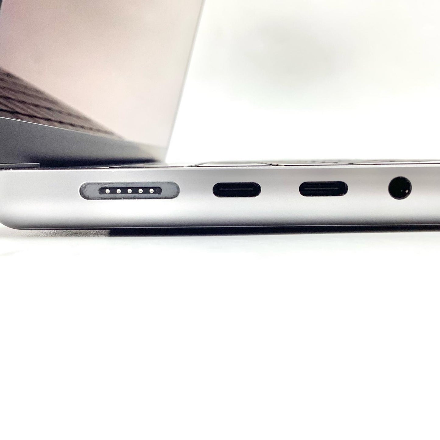 【全額返金保証】【最速発送】Apple MacBook Pro 14インチ 2023 Apple M2 Pro 16GB SSD 512GB スペースグレイ 98% 動作確認済