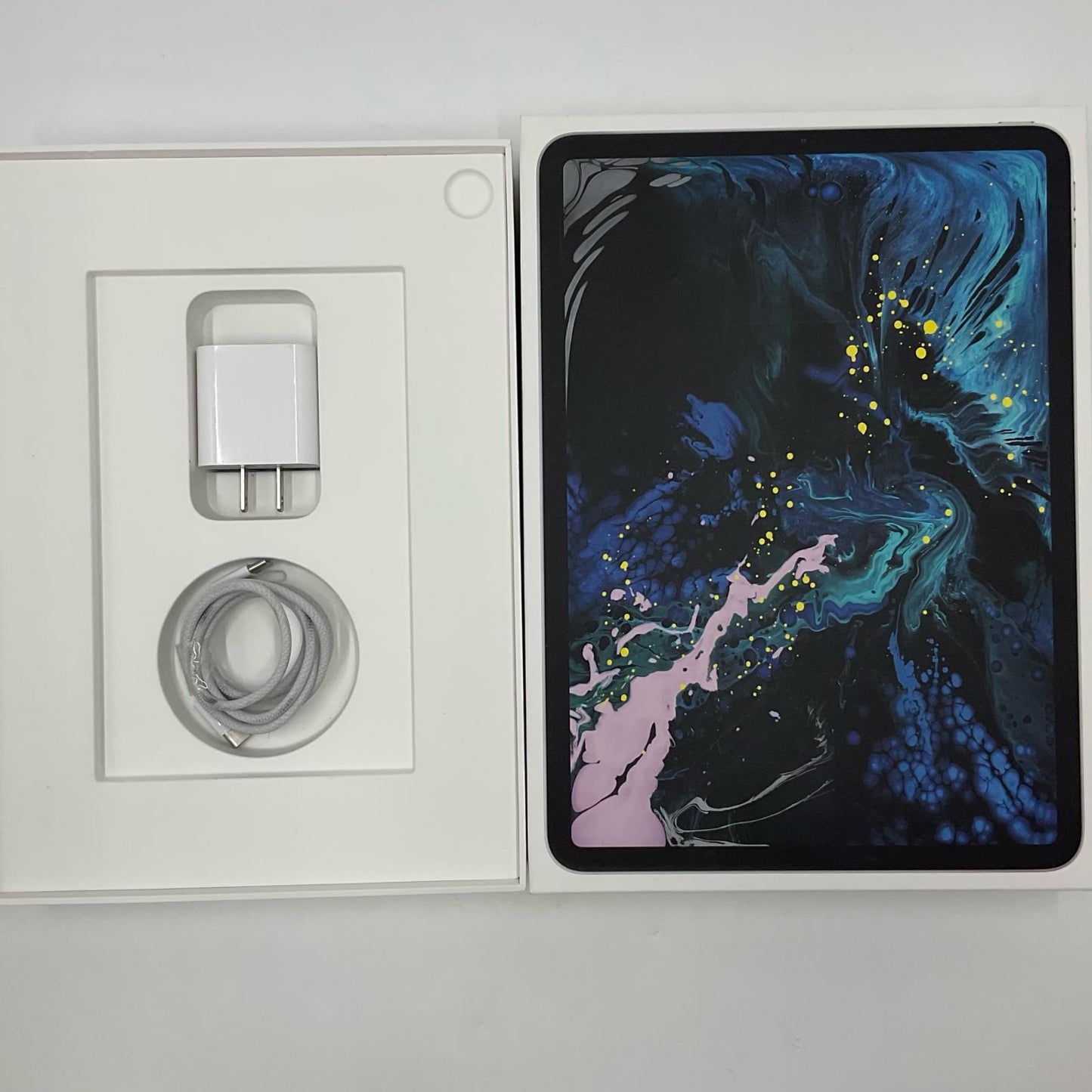 【全額返金保証】【最速発送】Apple iPad Pro 11インチ 第1世代 256GB シルバー Wi-Fi 動作確認済